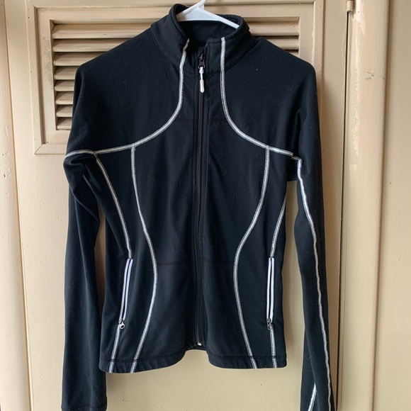 lululemon athletica Jackets & Blazers - Lululemon jacket